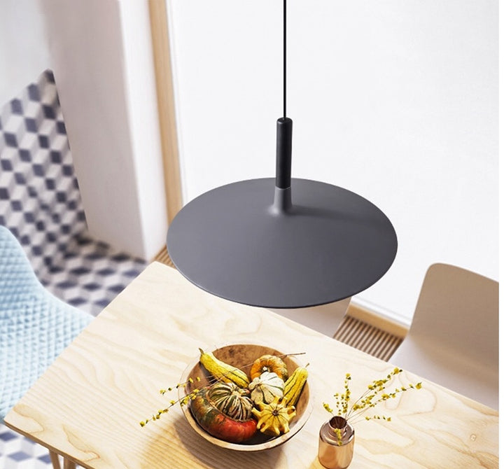 Modern UFO Pendant Light om dining room